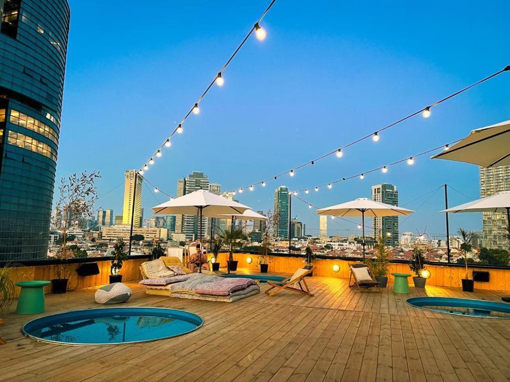 Seven Beach Tlv - By 7Even Hotels Тель-Авив Экстерьер фото